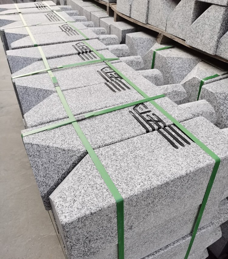 麻石擋車(chē)柱定制樣品 麻石擋車(chē)柱定制樣品